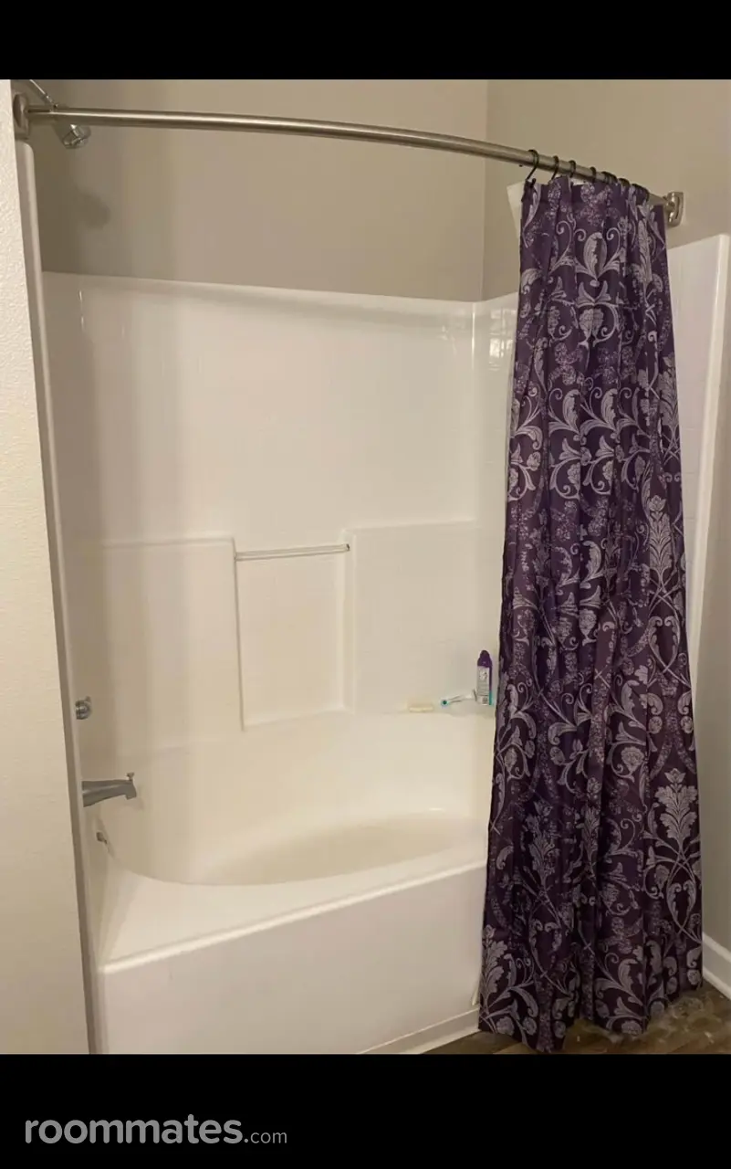 Profile photo 3 of 12