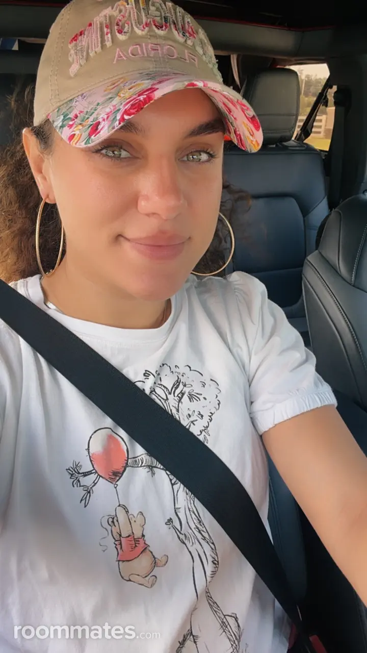 Profile photo 1 of 1