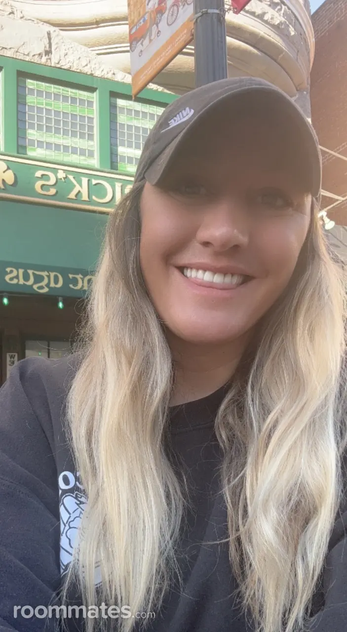 Profile photo 1 of 1