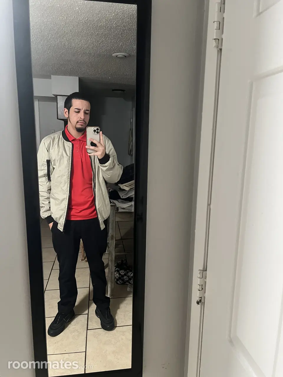 Profile photo 8 of 16