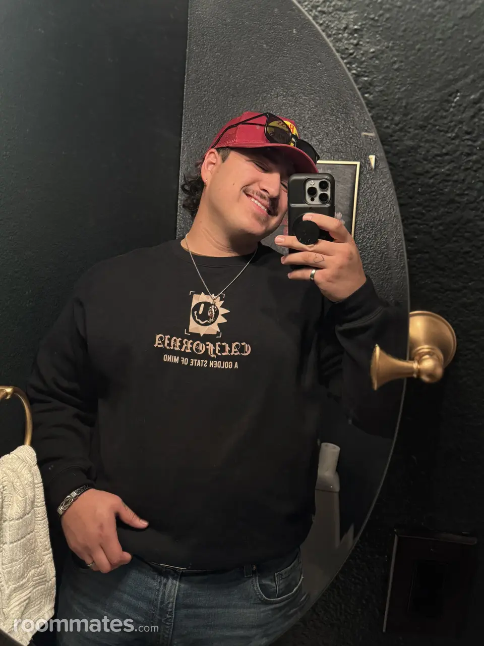 Profile photo 3 of 9