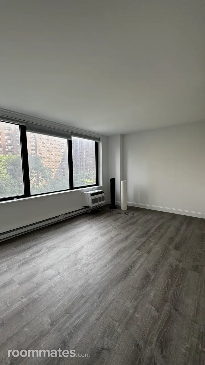 Profile photo 2 of 10