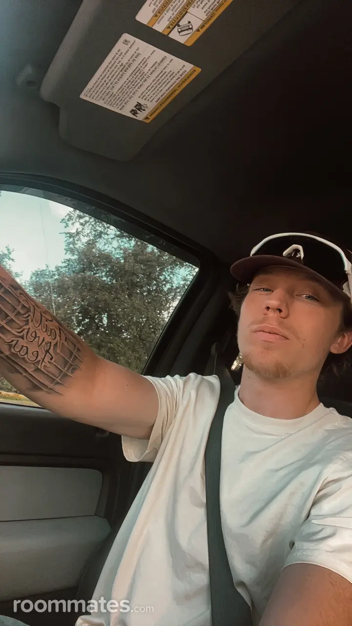 Profile photo 3 of 7