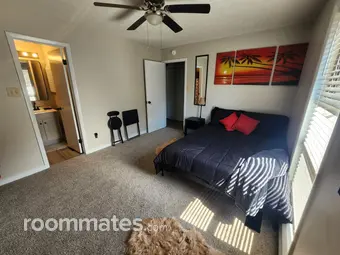 Room for rent in Fayetteville, NC $850, townhouse