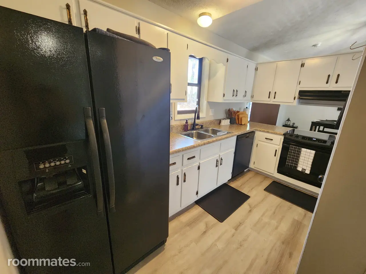 Profile photo 7 of 11