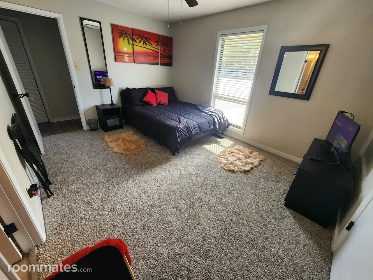 Profile photo 3 of 11