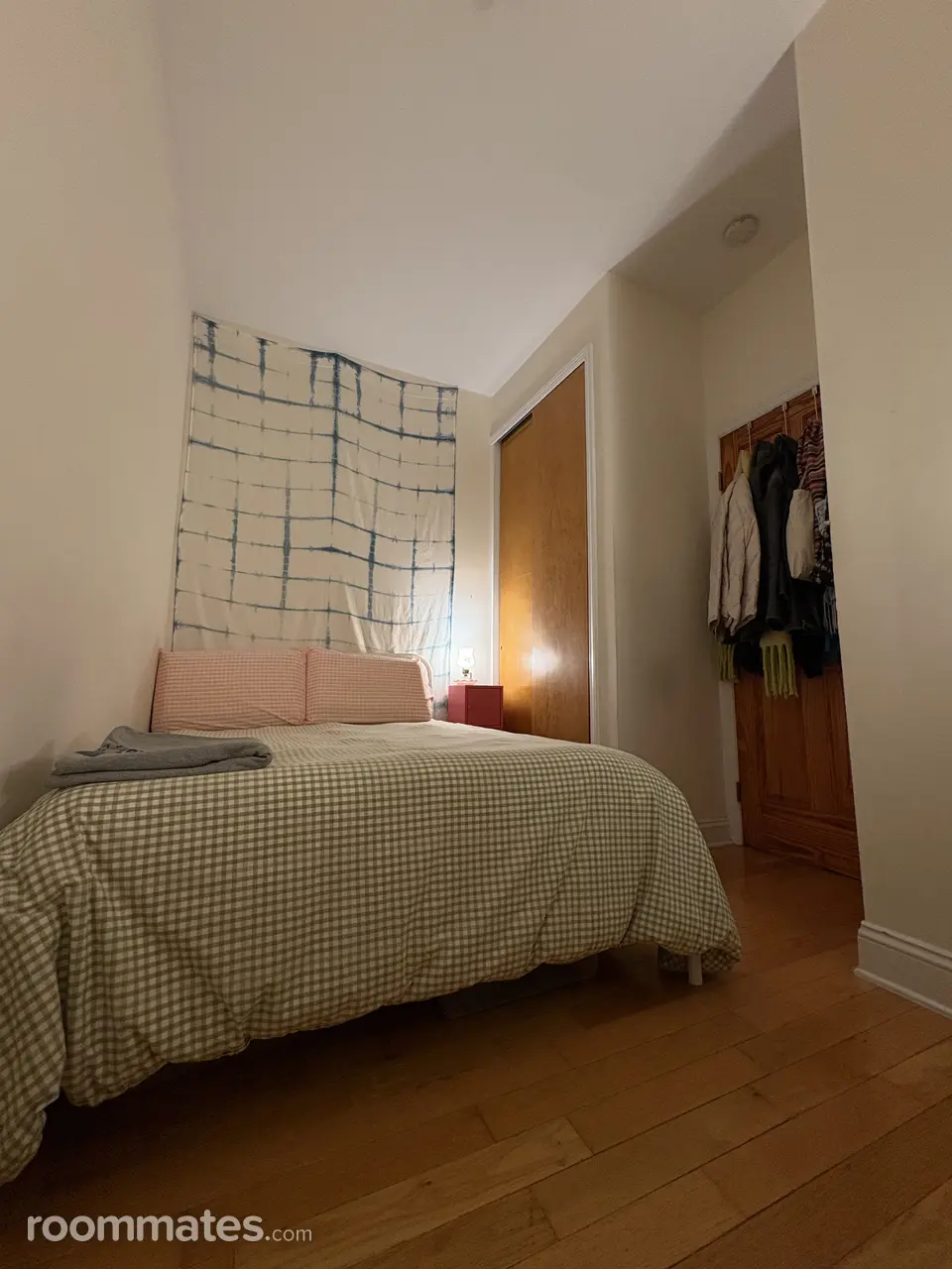 Profile photo 3 of 13