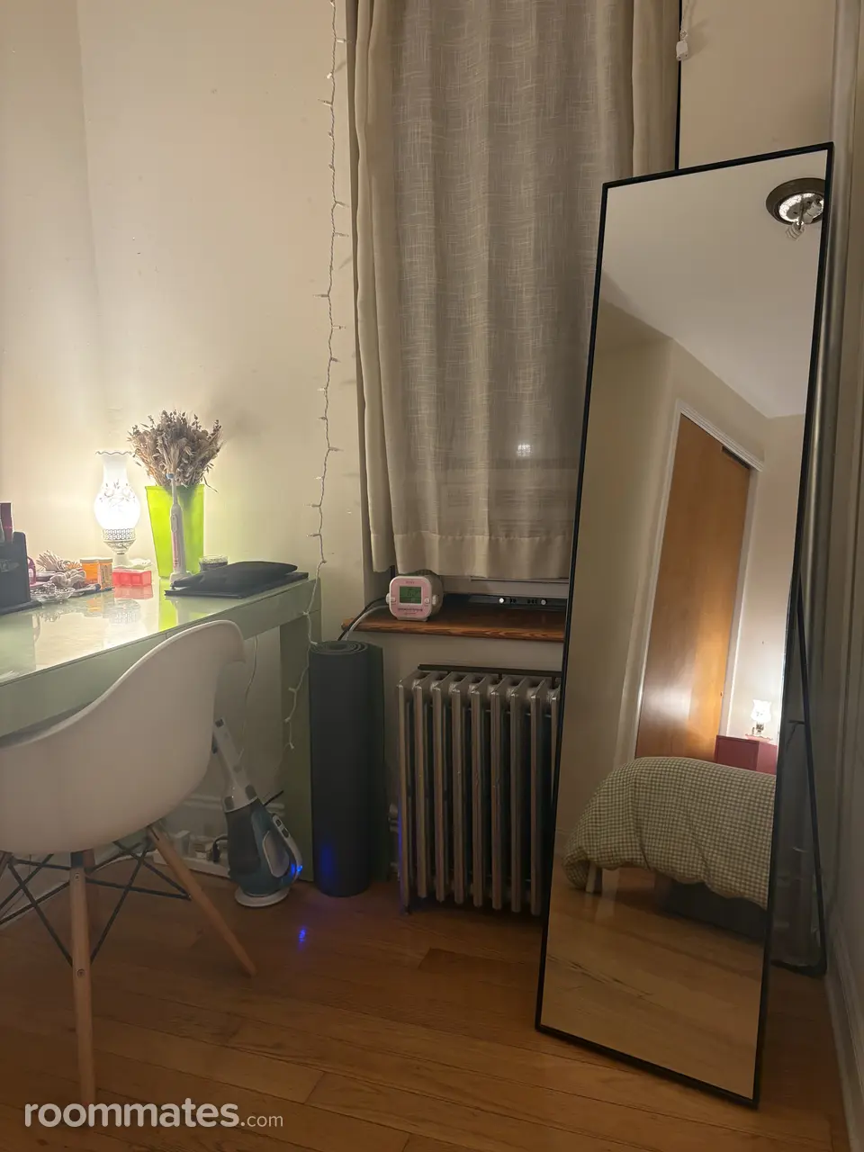 Profile photo 7 of 13