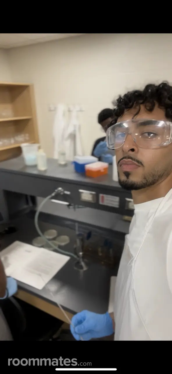 Profile photo 5 of 5