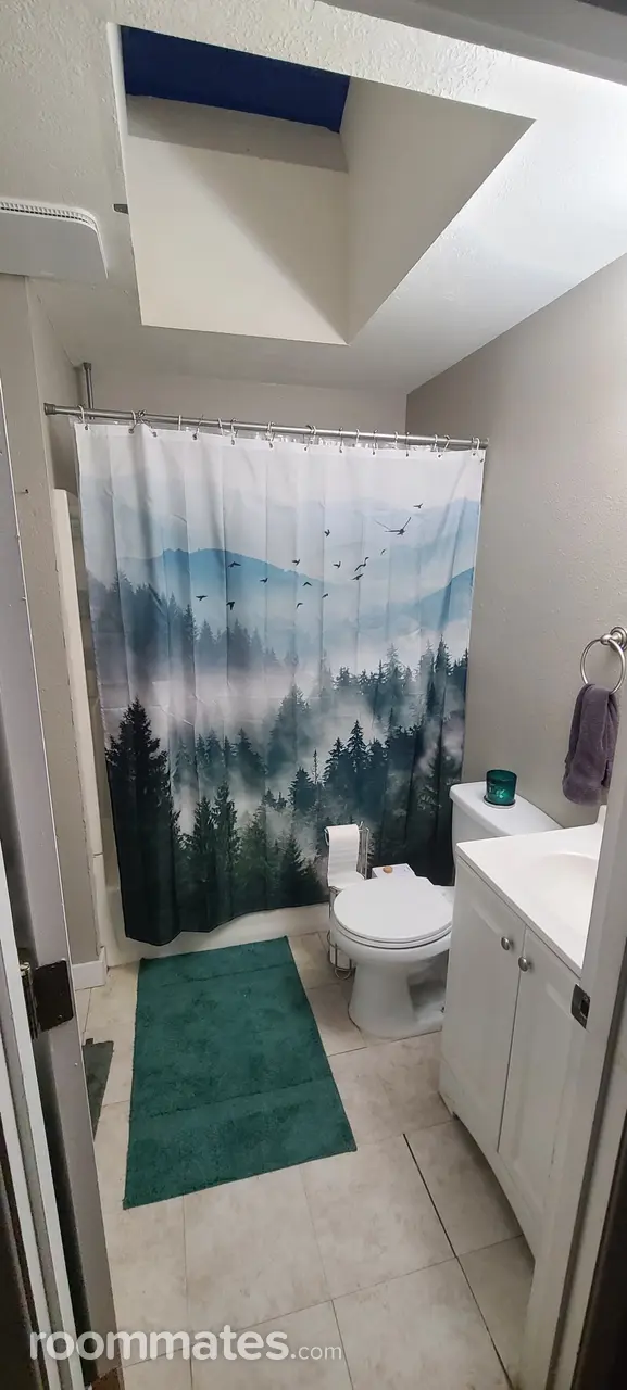 Profile photo 3 of 9