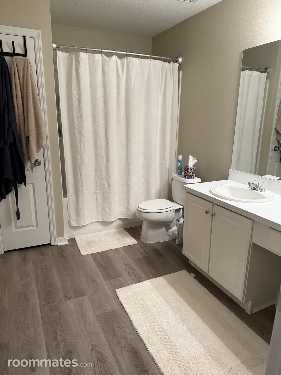 Profile photo 5 of 8