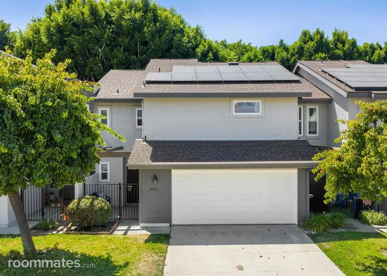 Profile photo 7 of 9