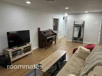 Room for rent in Garner, NC $800, house