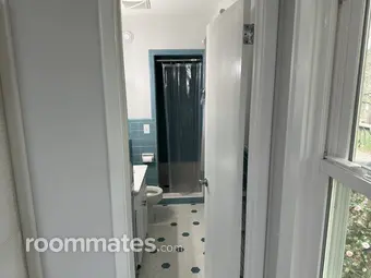 Room for rent in Garner, NC $800, house