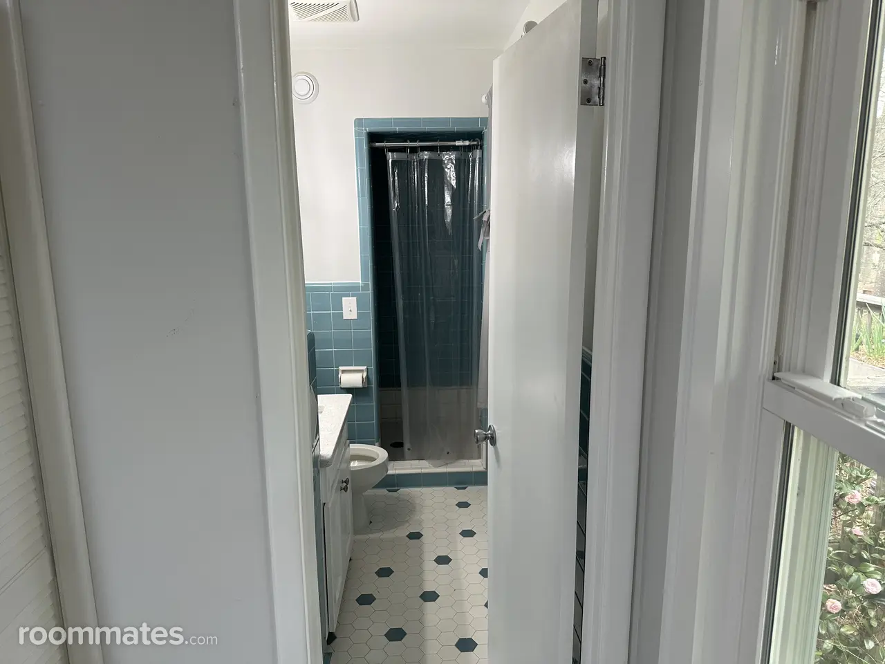 Profile photo 4 of 11