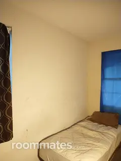 Room for rent in Chula Vista, CA $650, house