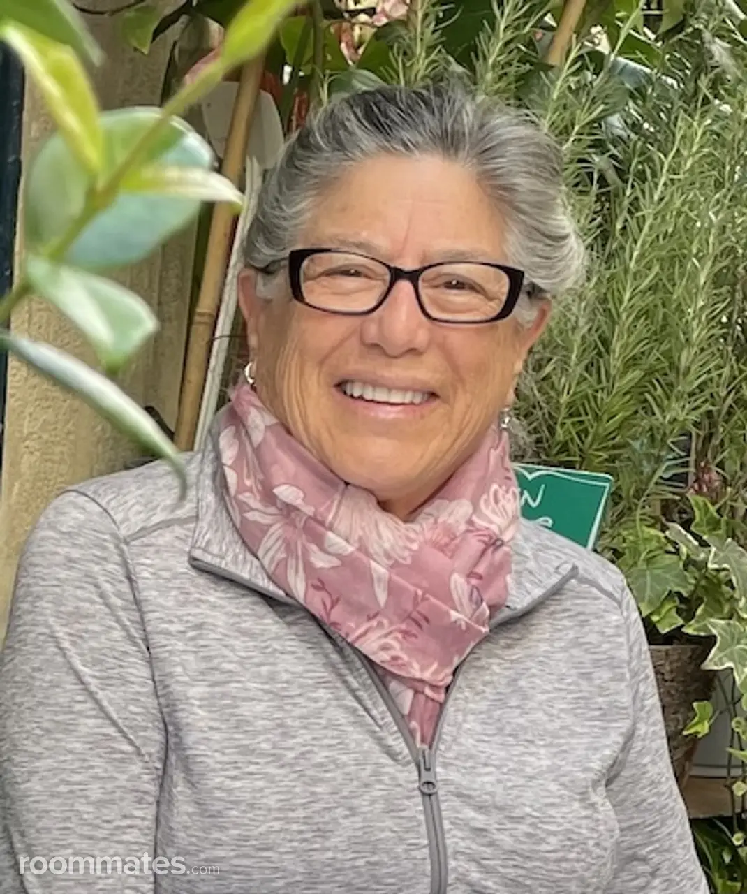 Profile photo 1 of 1