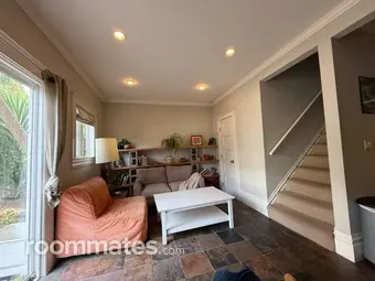 Room for rent in San Francisco, CA $1297, house