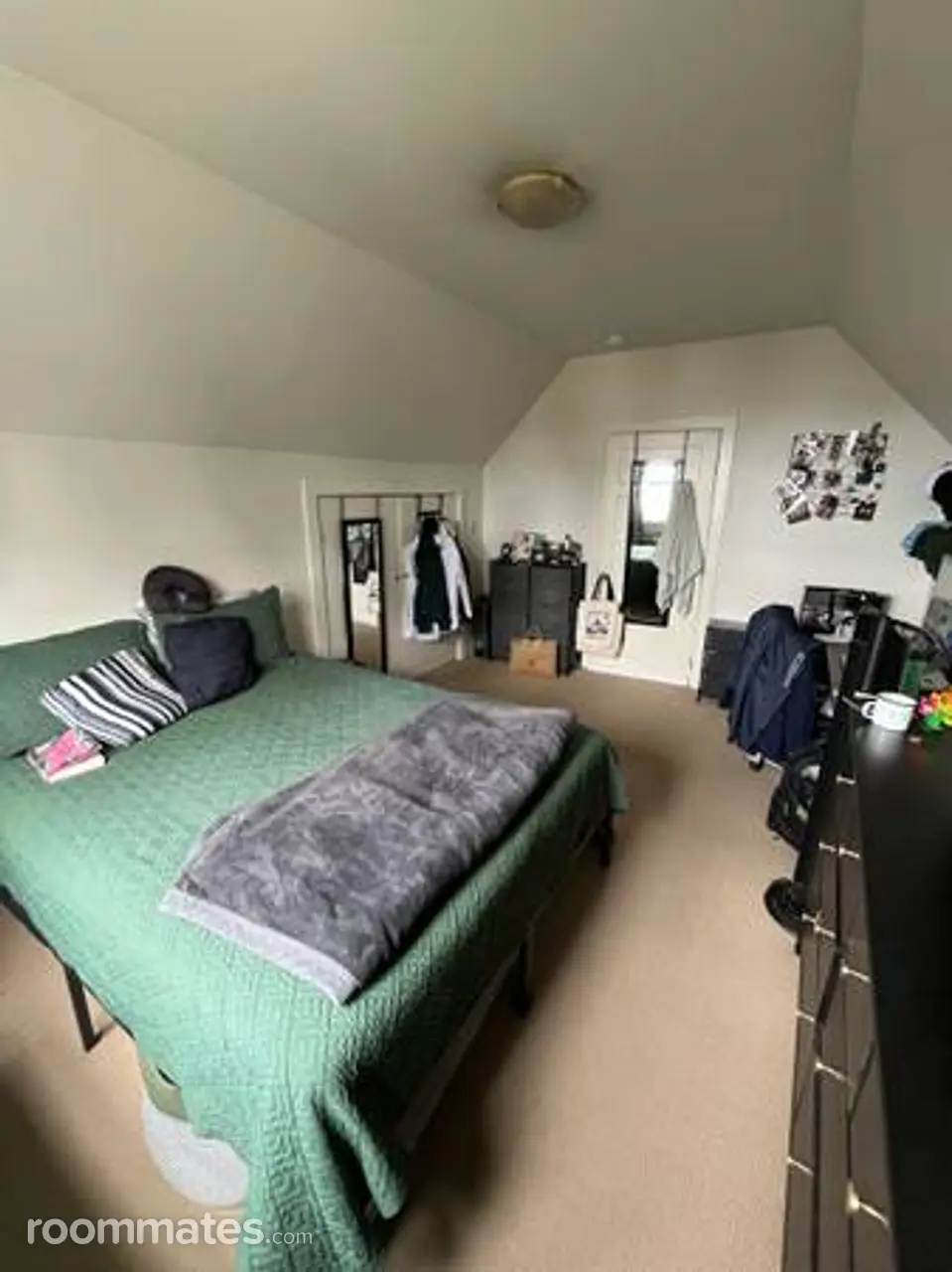 Profile photo 4 of 7