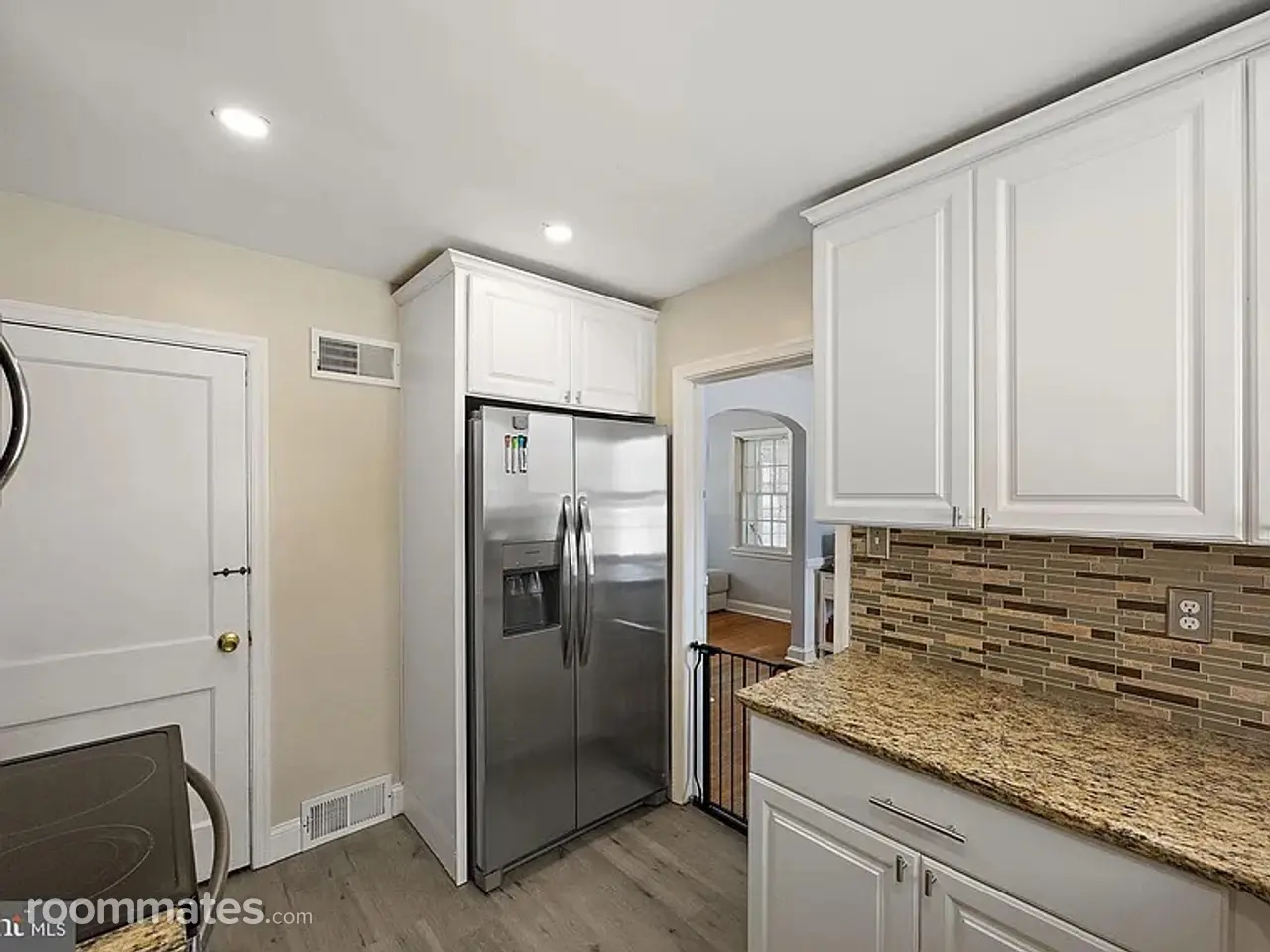 Profile photo 5 of 10