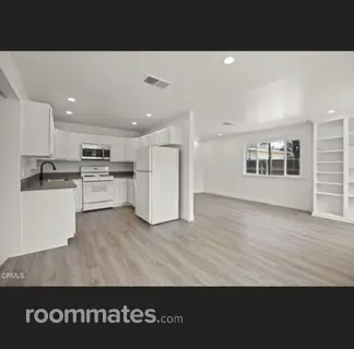 Room for rent in Oak View, CA $800, house