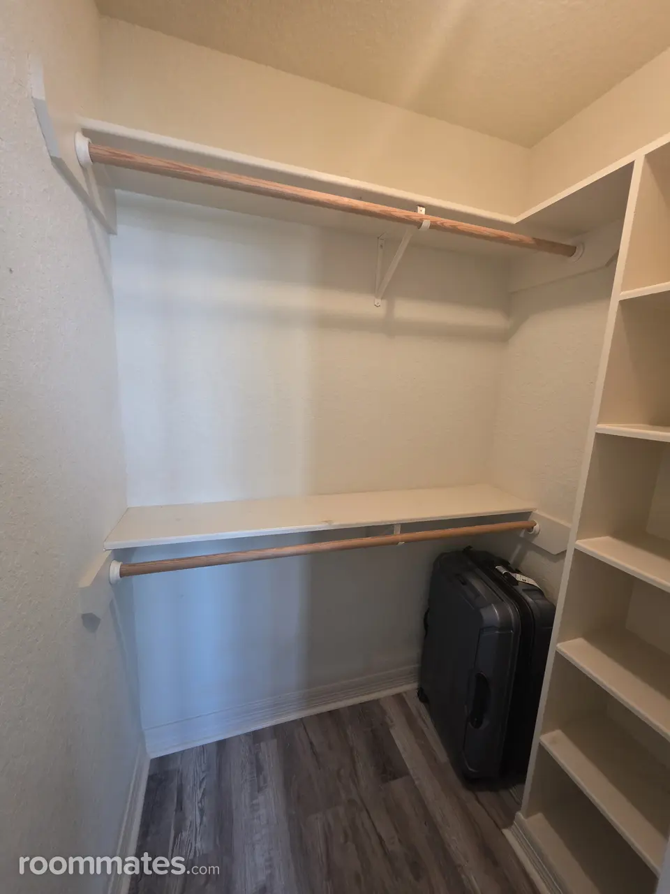 Profile photo 1 of 7