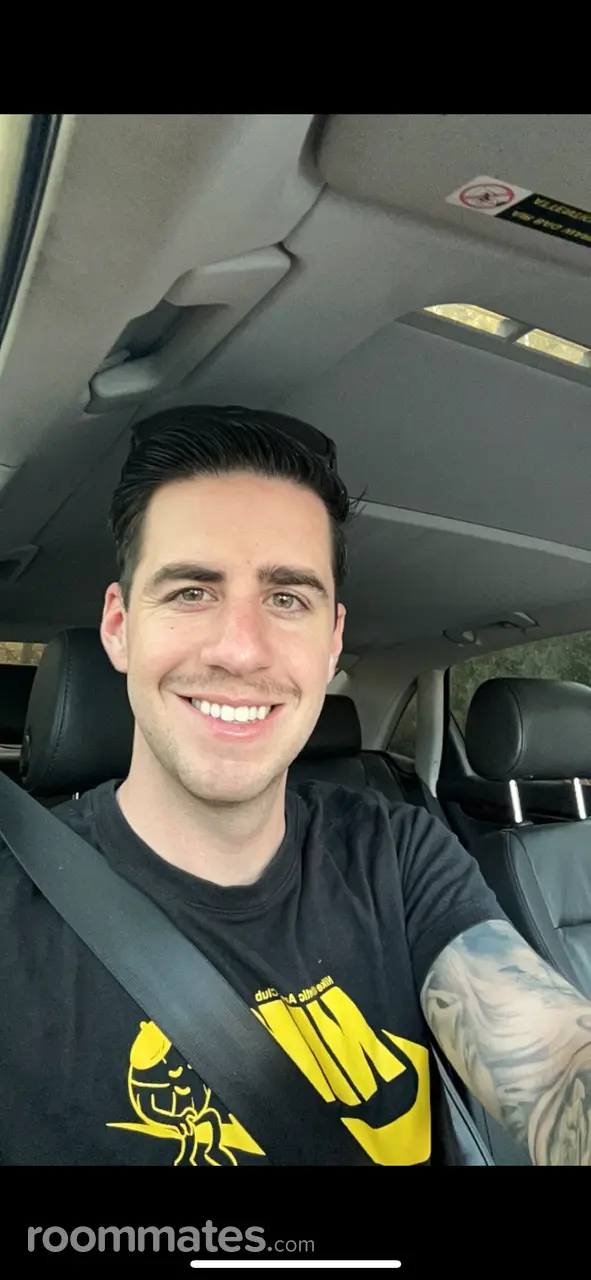 Profile photo 1 of 1