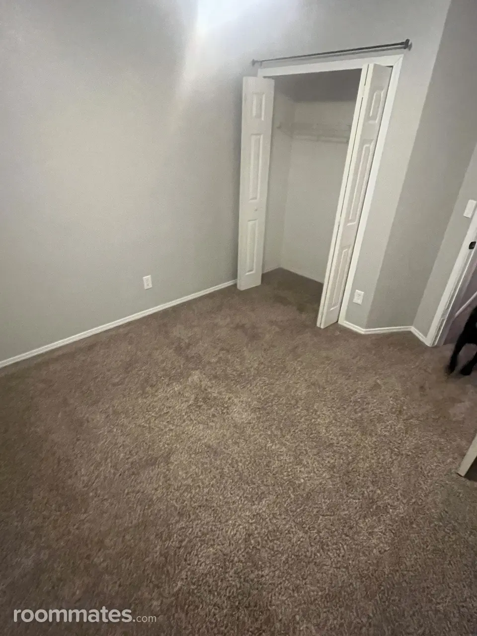 Profile photo 1 of 6