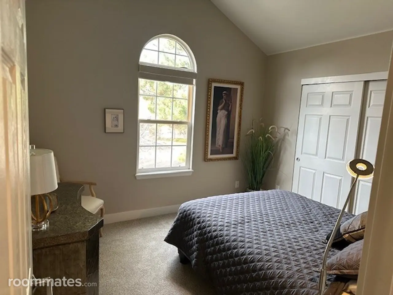 Profile photo 5 of 8