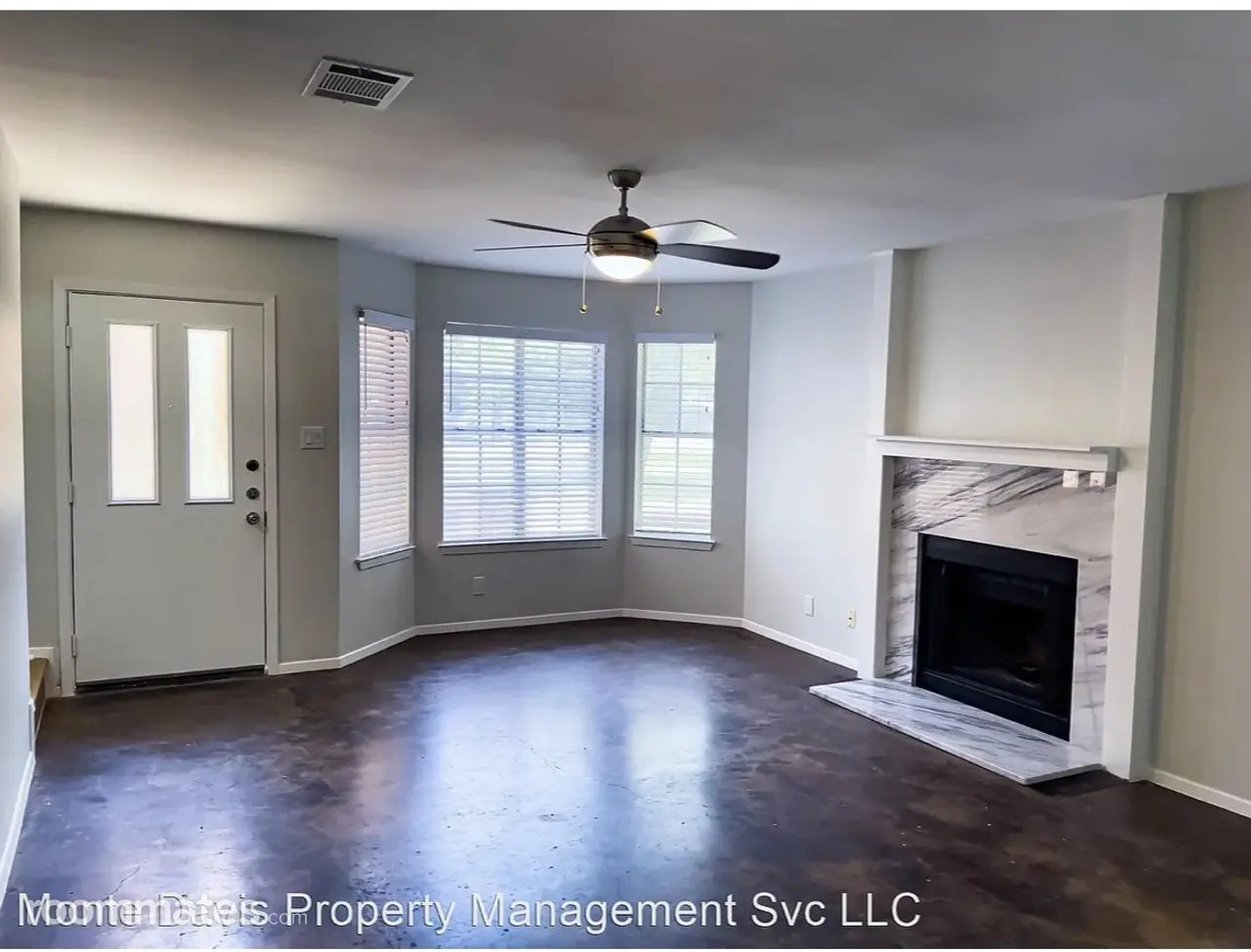 Profile photo 7 of 13