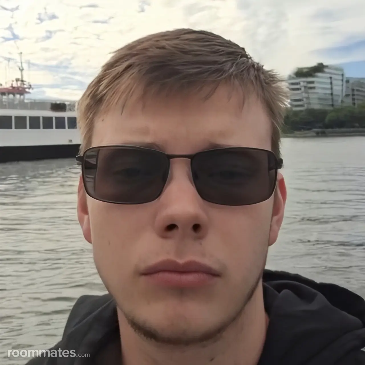 Profile photo 1 of 1