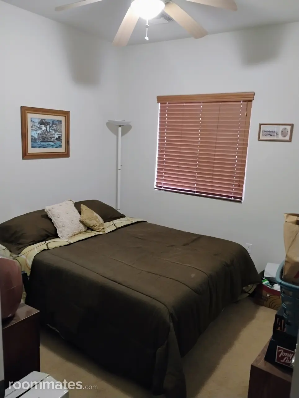 Profile photo 1 of 4