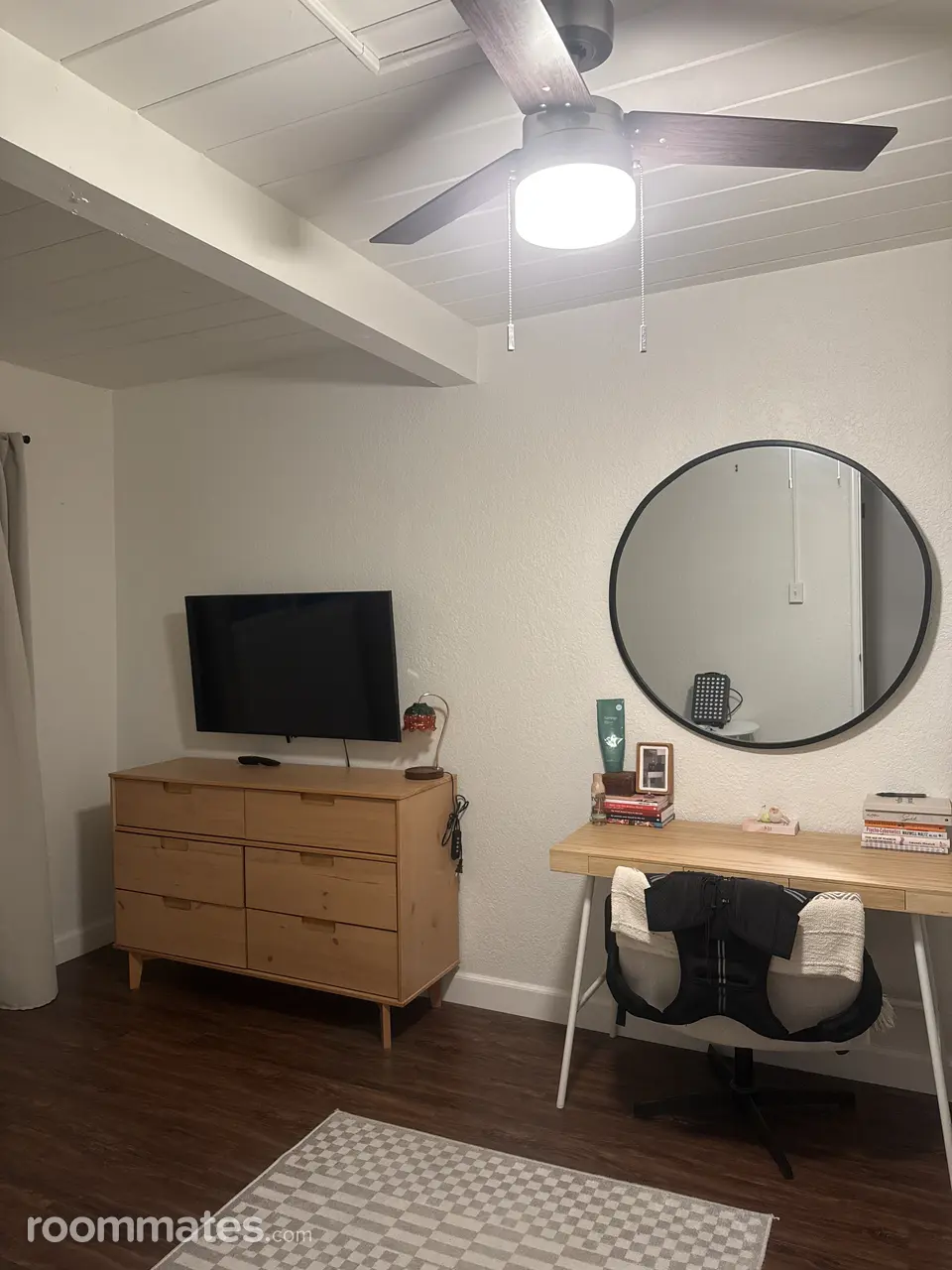 Profile photo 2 of 3