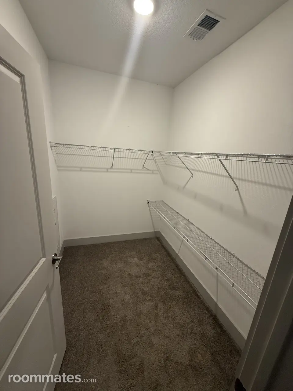 Profile photo 4 of 13