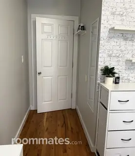 Room for rent in New York, NY $1400, townhouse