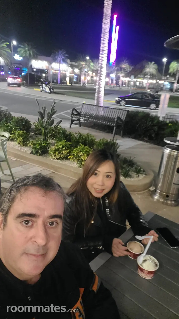 Profile photo 4 of 5