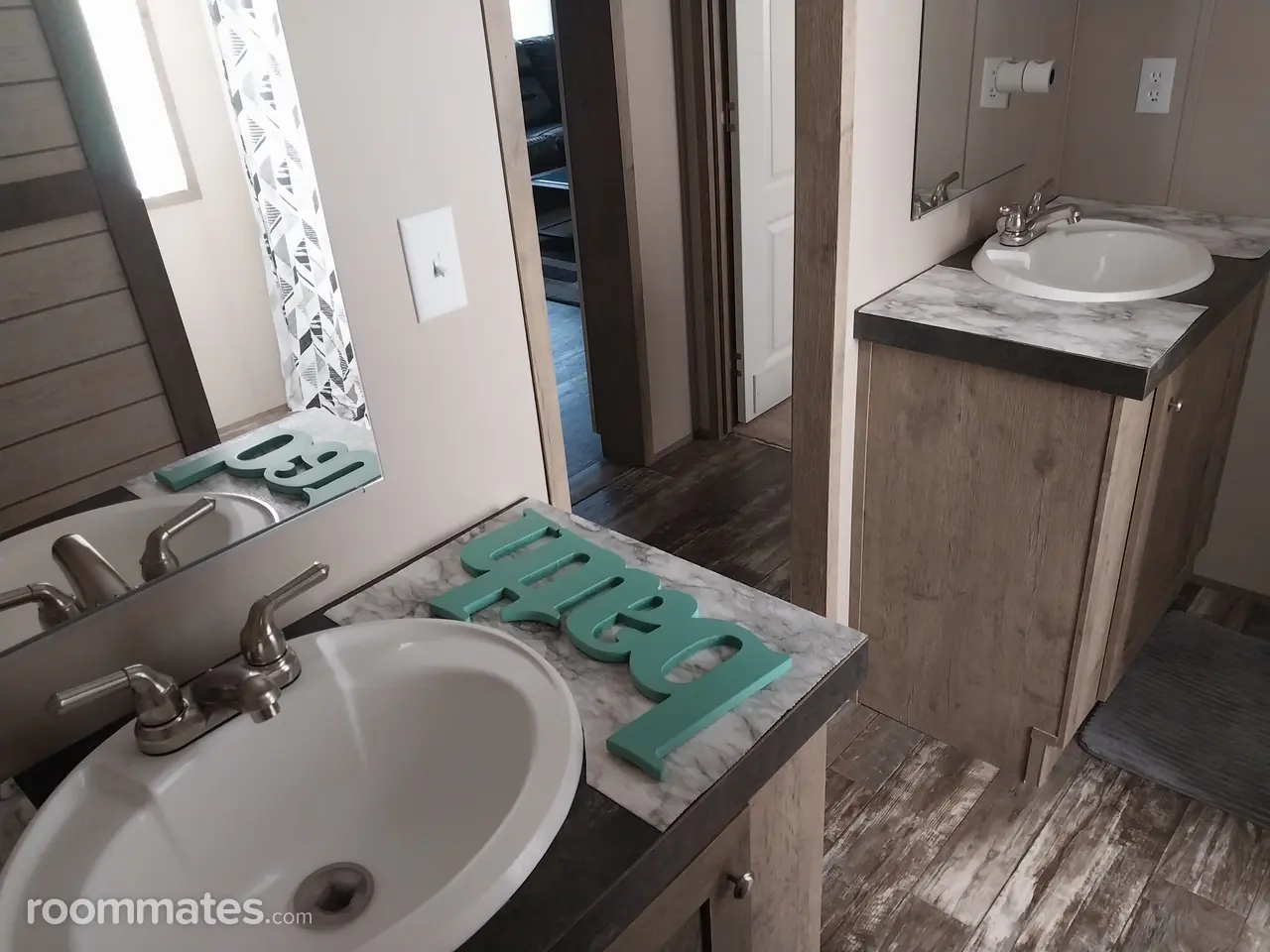 Profile photo 2 of 4