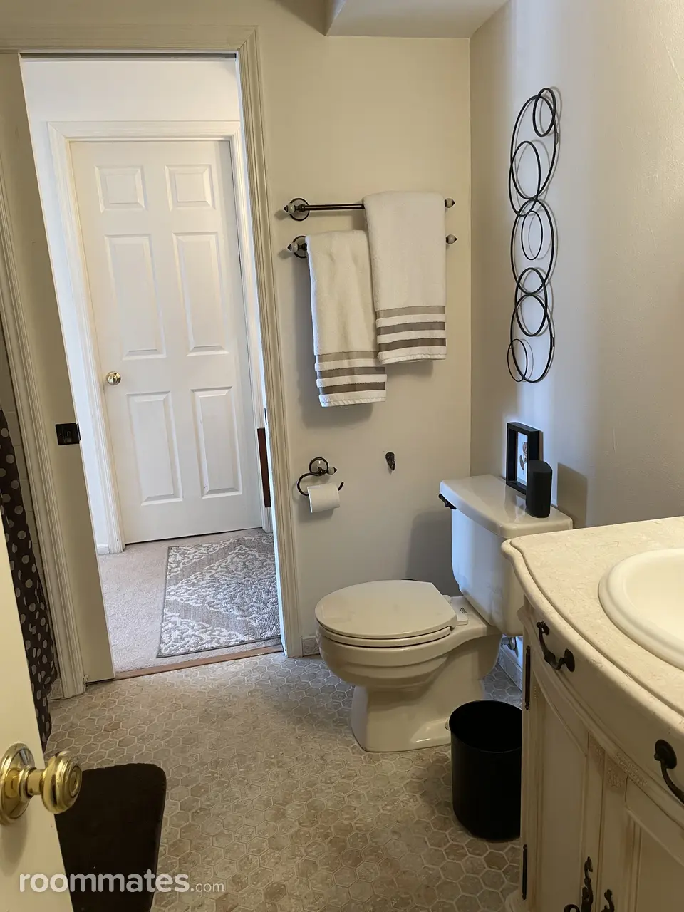 Profile photo 4 of 9