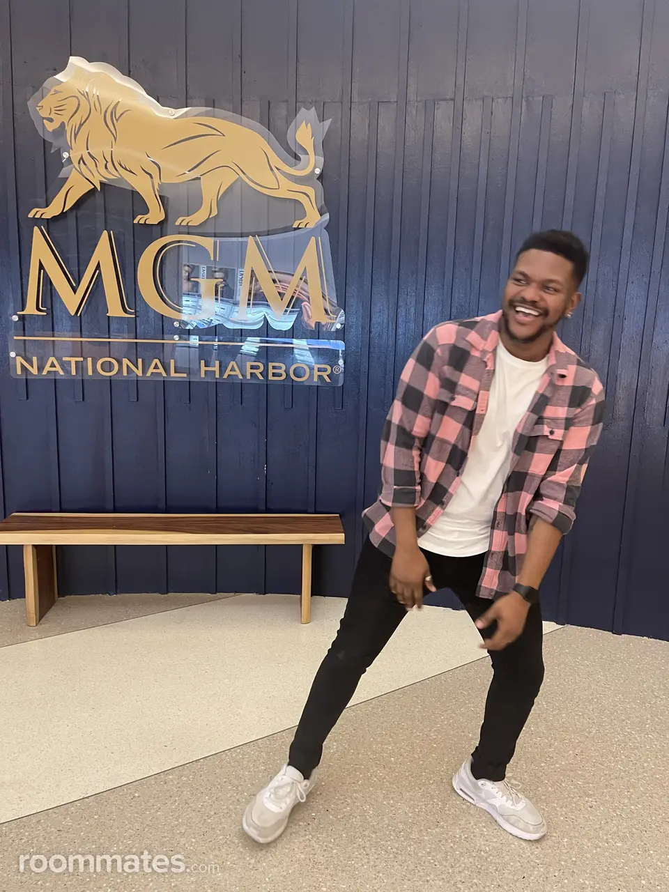 Profile photo 1 of 1