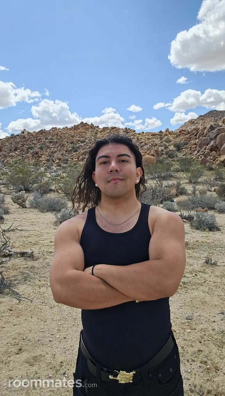 Profile photo 1 of 4