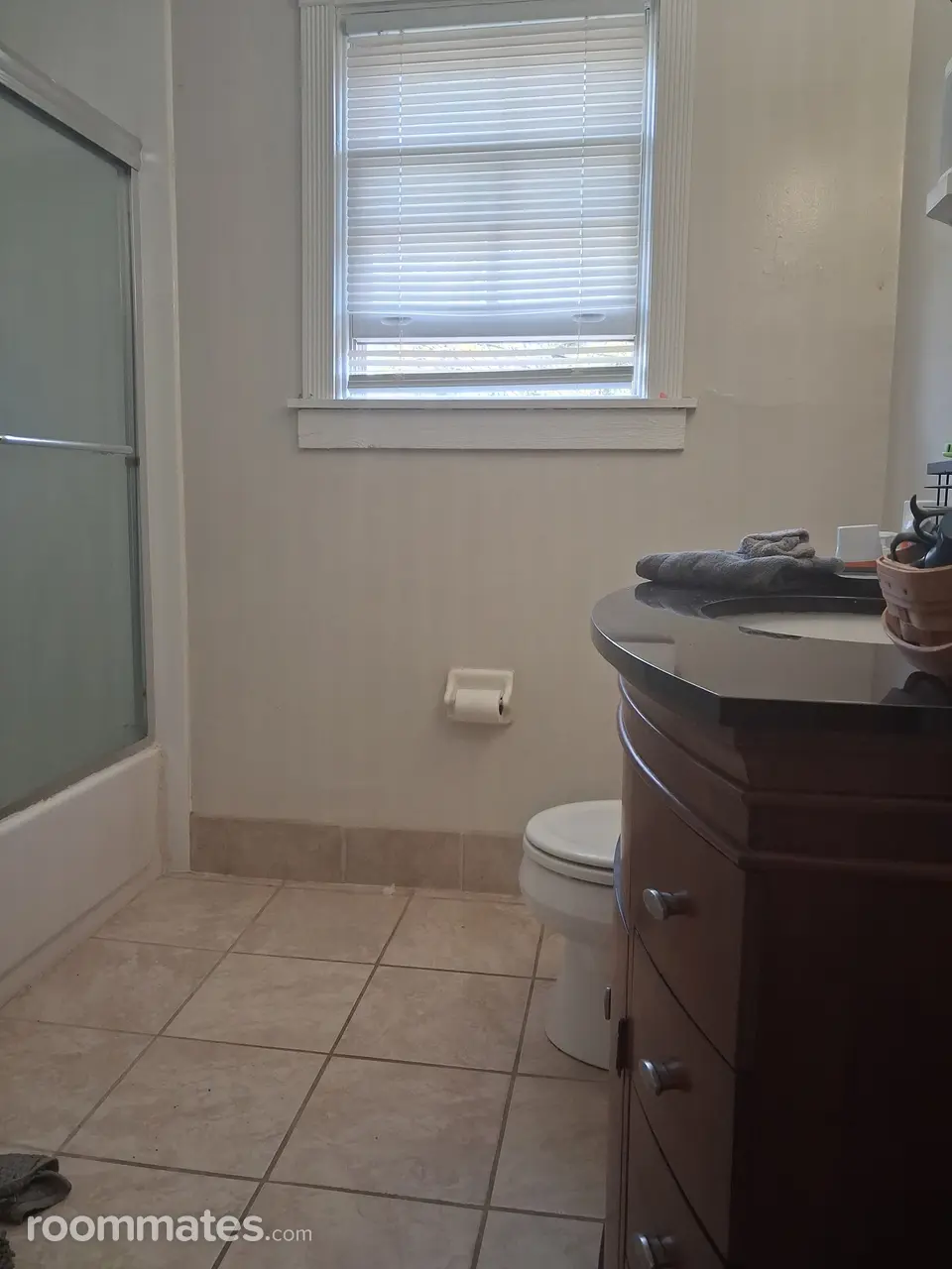 Profile photo 7 of 17