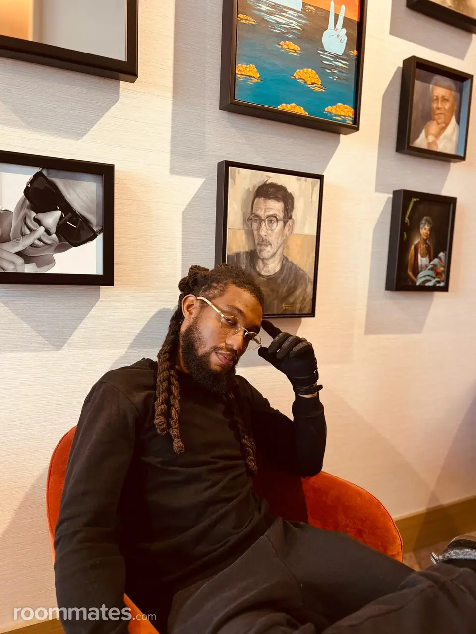 Profile photo 11 of 17