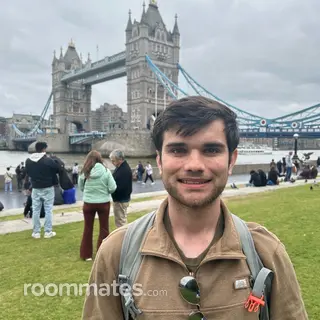 Roommate looking Anchorage AK, $2000