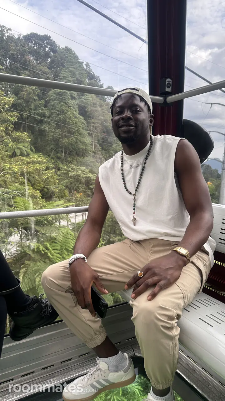 Profile photo 1 of 1