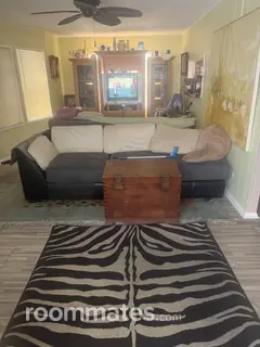 Room for rent in Boynton Beach, FL $1200, house