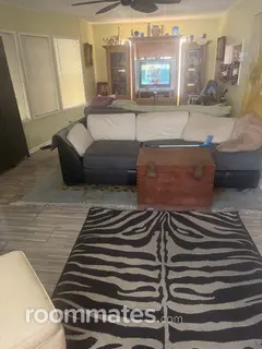 Room for rent in Boynton Beach, FL $1200, house