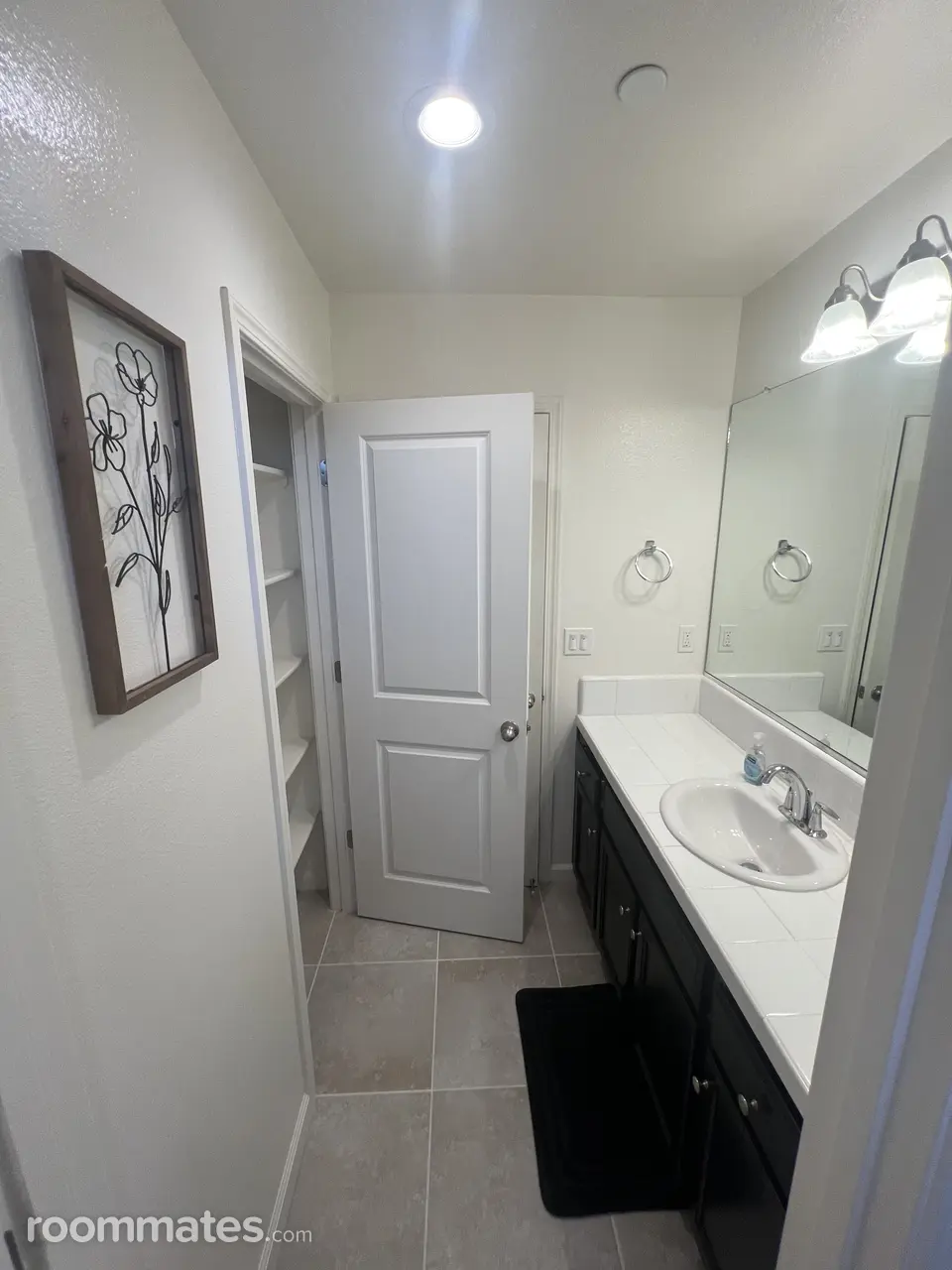 Profile photo 2 of 6