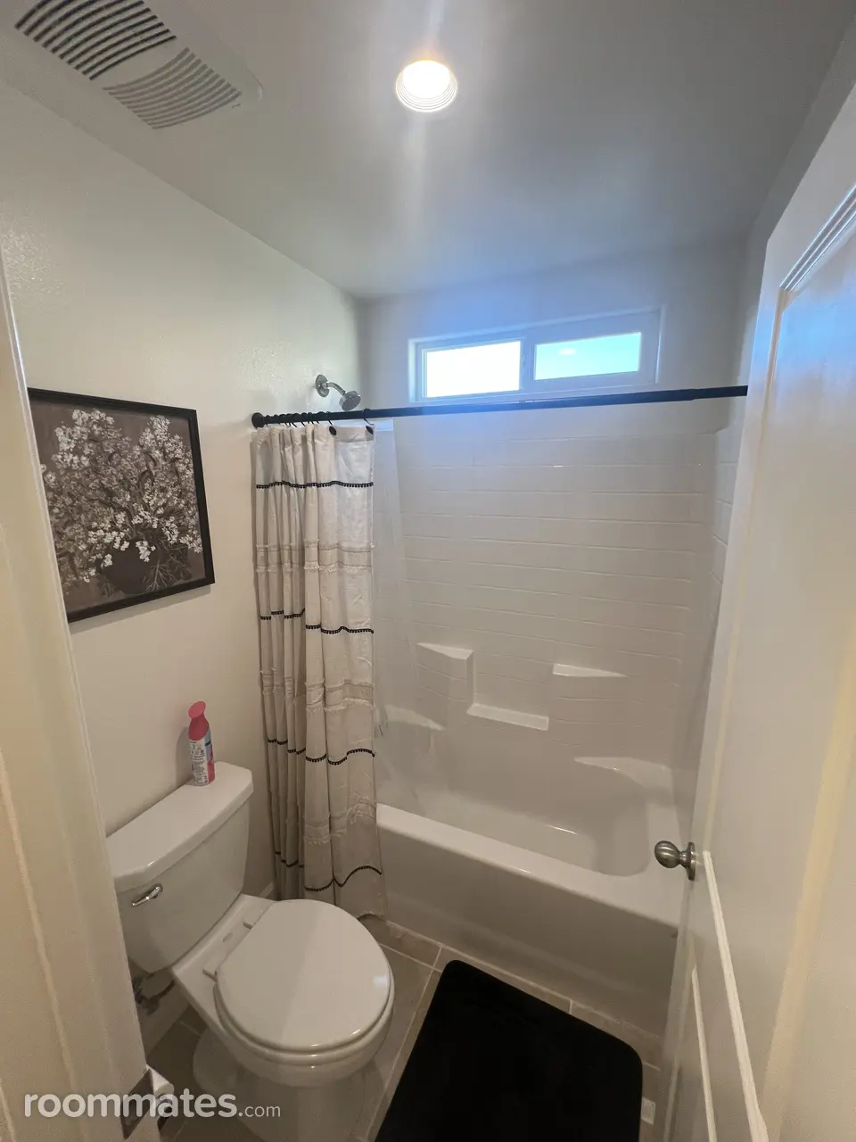 Profile photo 1 of 6