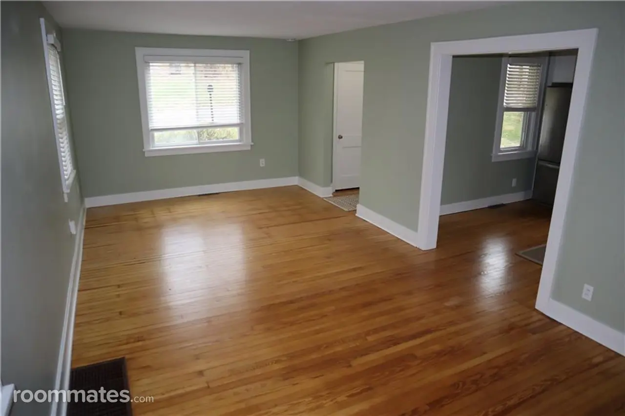 Profile photo 6 of 10