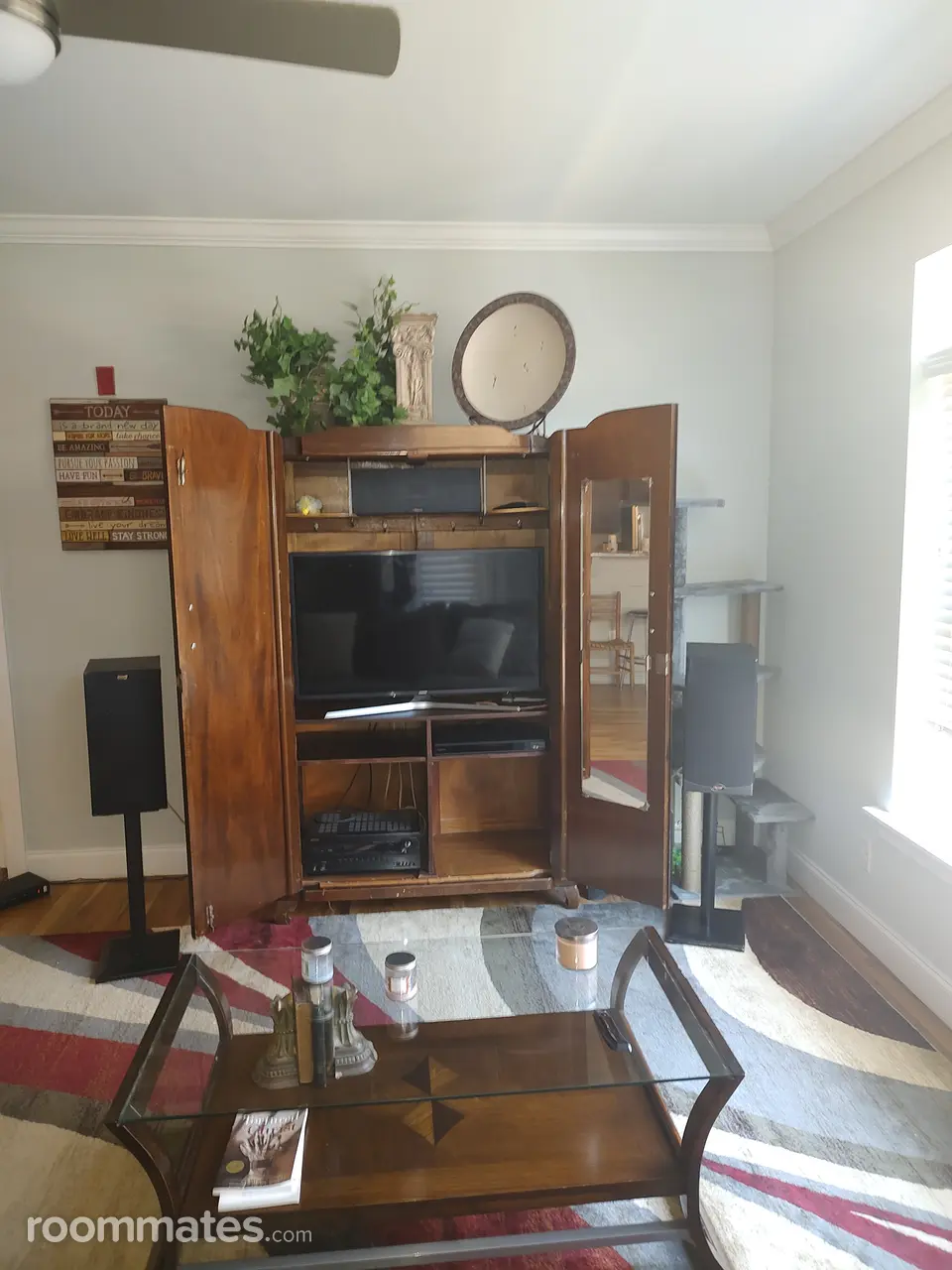 Profile photo 9 of 10